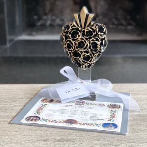 Corazón negro artesanal + Misa